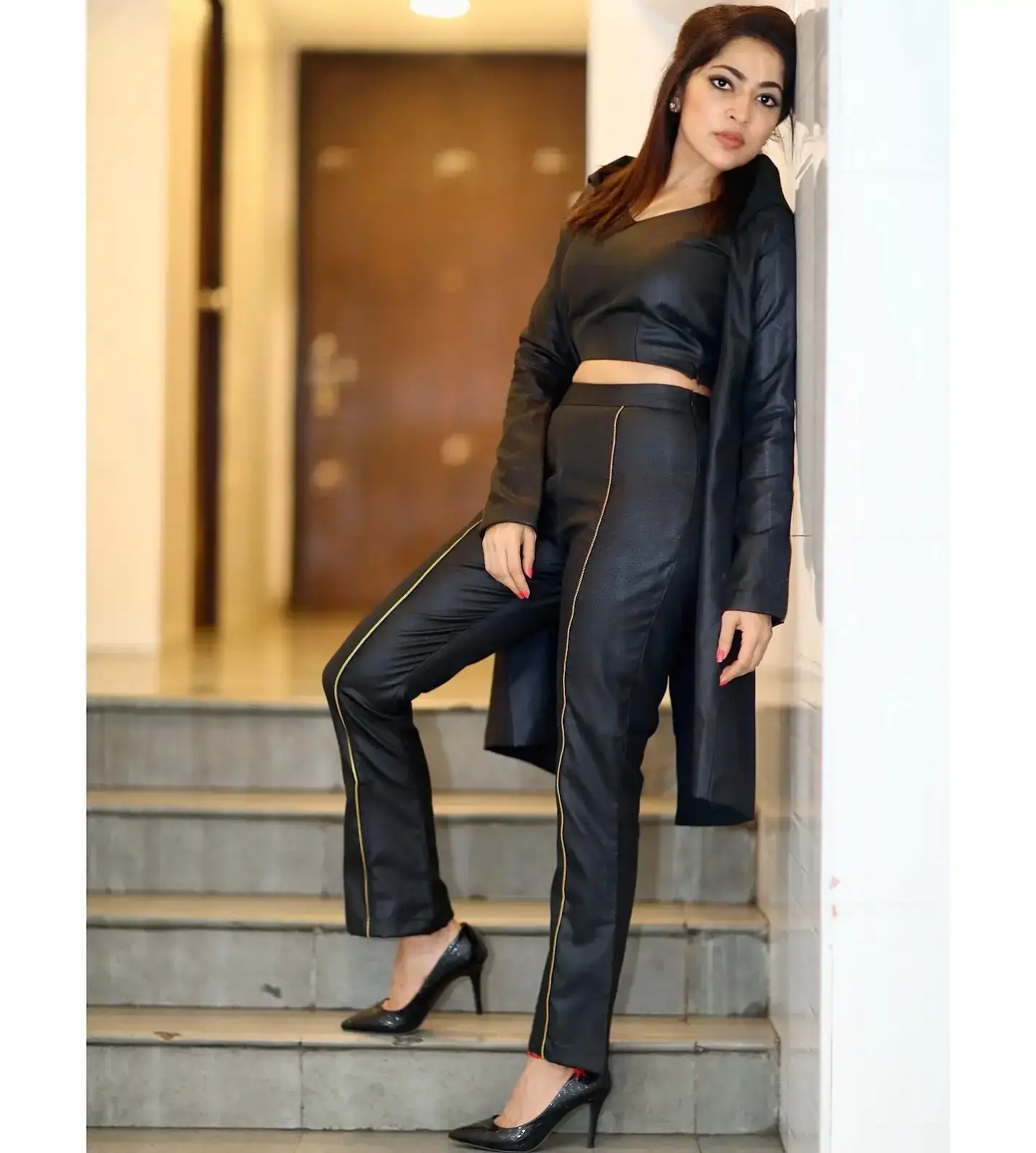 SOUTH INDIAN TV ACTRESS RAMYA SUBRAMANIAN IN BLACK DRESS 16